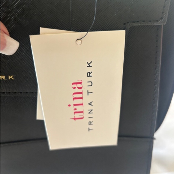 Sleek Sophisticated Trina Turk Black Handbag or Crossbody with Gold Hardware - Picture 9 of 11